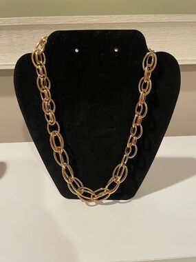 Women's Gold Link Chain Necklace with Adjustable Extension